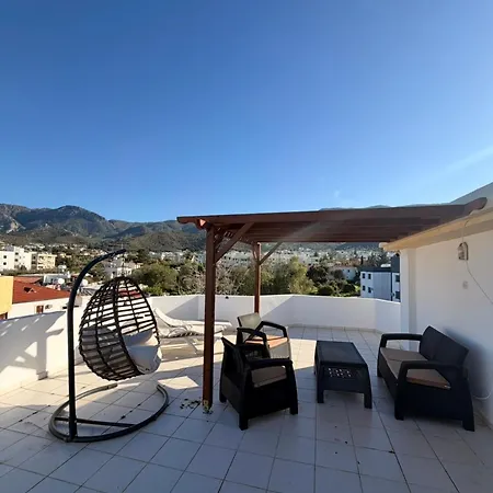 Lejlighed Gems's - Luxury 3 Bedroom Penthouse With Pool *